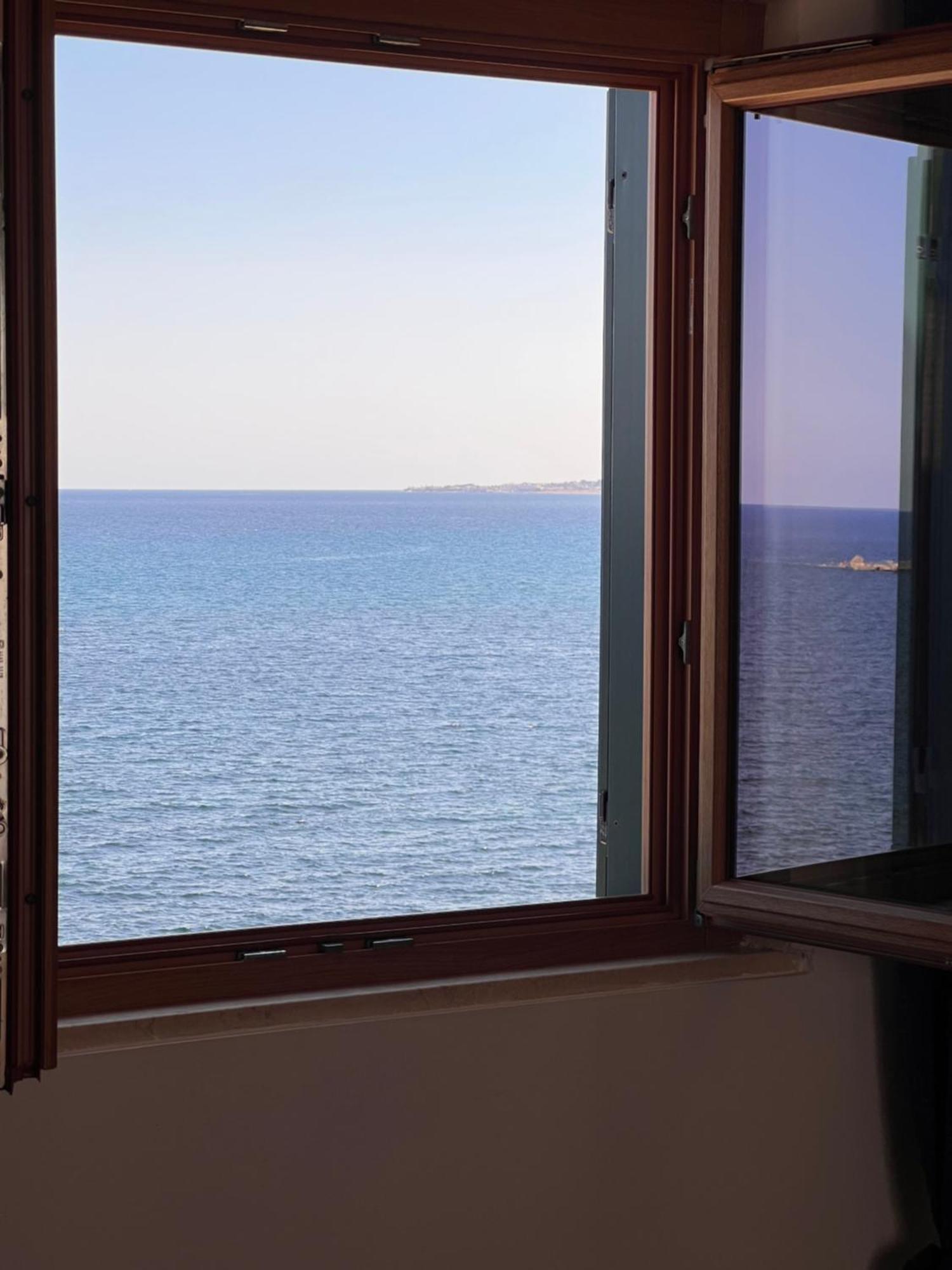Attico Vista Mare Trapani Apartment ภายนอก รูปภาพ