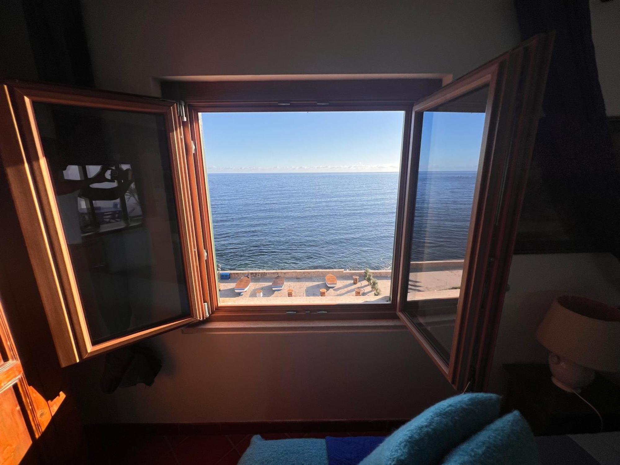 Attico Vista Mare Trapani Apartment ภายนอก รูปภาพ