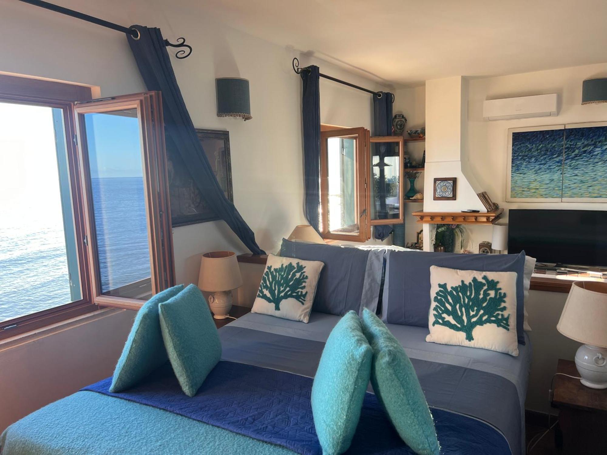 Attico Vista Mare Trapani Apartment ภายนอก รูปภาพ